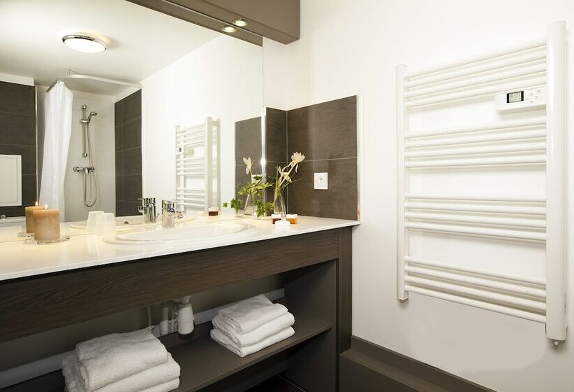 استودیوی پریمیوم, Séjours & Affaires Montreuil Saint Mandé