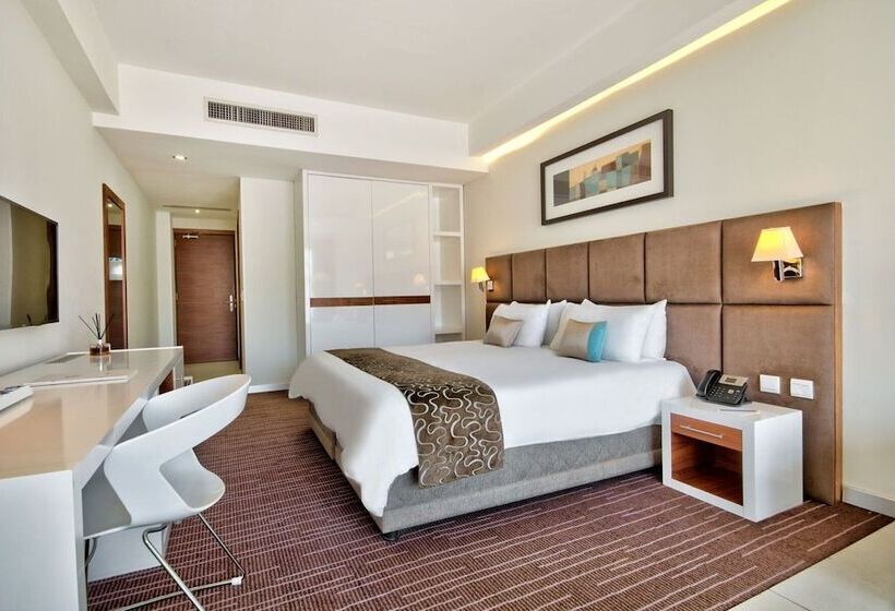 Junior Suite, The George Urban Boutique