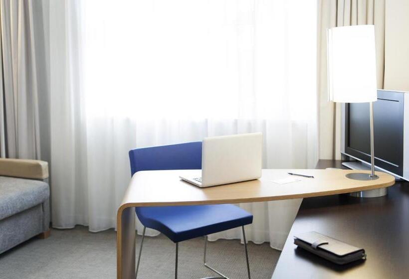 اتاق اجرایی سه نفره, Novotel Marseille Vieux Port
