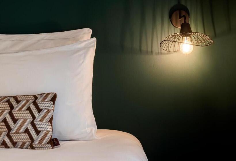 اتاق استاندارد یک نفره, 9hotel Opera
