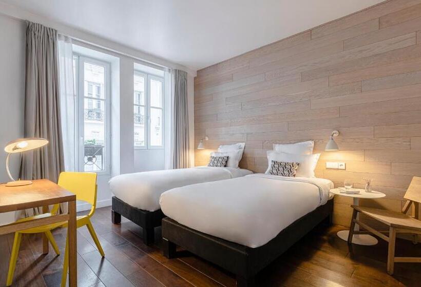 اتاق کلاب, 9hotel Opera