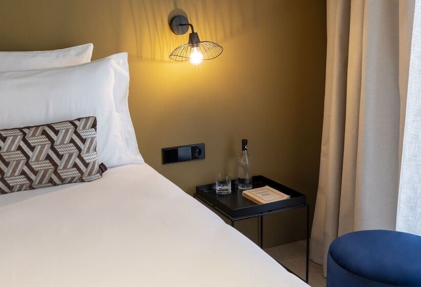 اتاق استاندارد, 9hotel Opera