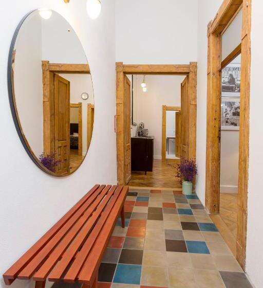 آپارتمان 2 خوابه, Antique Apartments Plac Szczepański