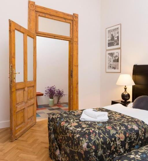 آپارتمان 2 خوابه, Antique Apartments Plac Szczepański