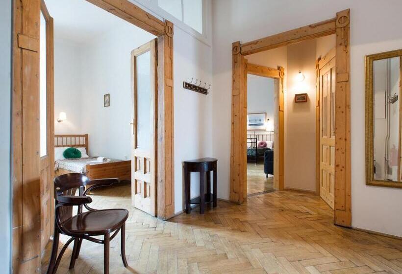 آپارتمان 4 خوابه, Antique Apartments Plac Szczepański