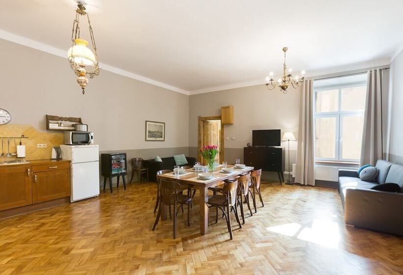 آپارتمان 4 خوابه, Antique Apartments Plac Szczepański
