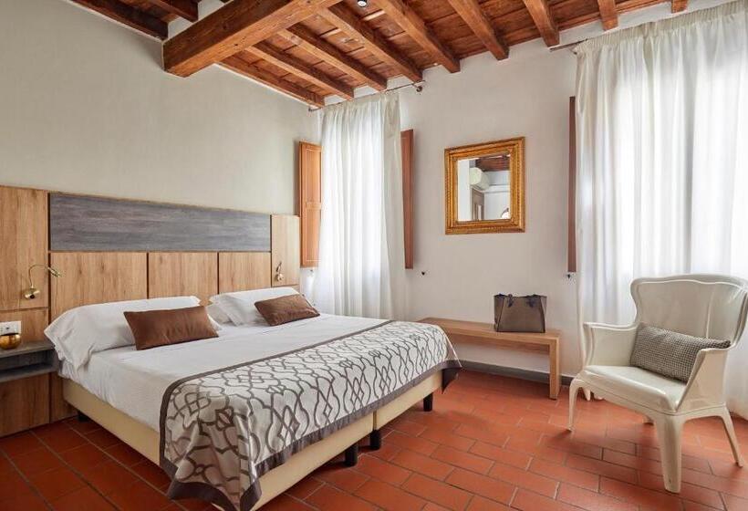 اتاق لوکس, Sette Angeli Rooms