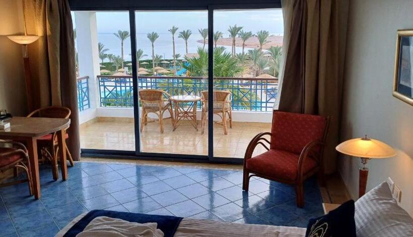 Upper Triple Room Sea View, Ecotel Dahab Bay View Resort