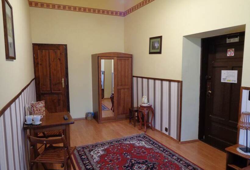غرفة قياسية, Globtroter Guest House