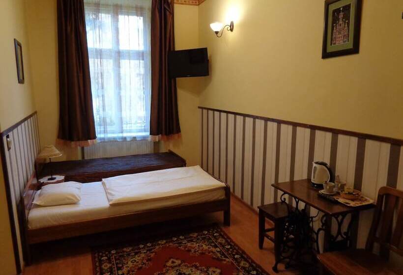 غرفة قياسية فردية, Globtroter Guest House