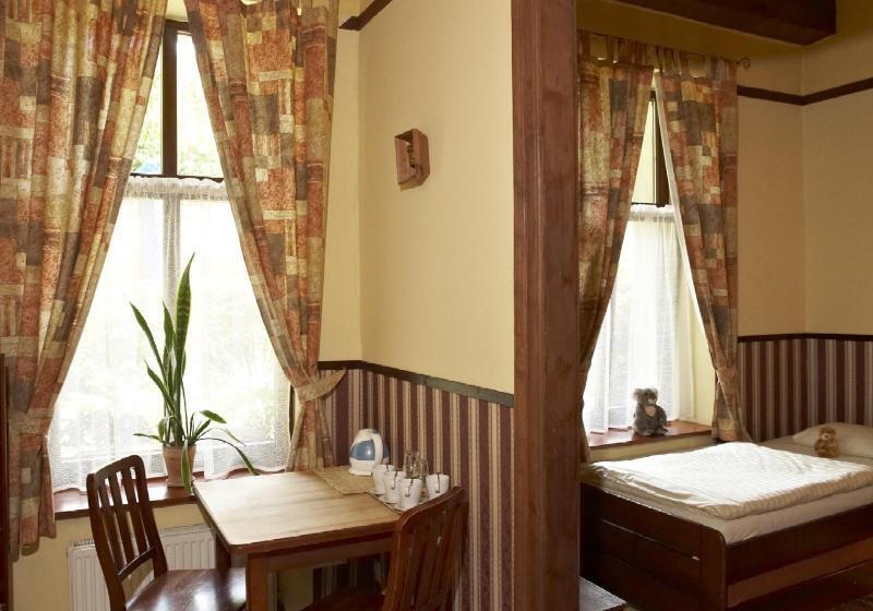 غرفة قياسية رباعية, Globtroter Guest House