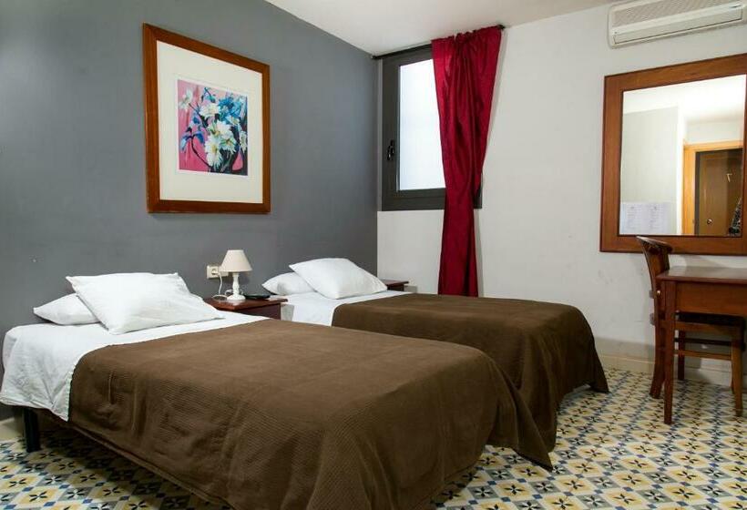 اتاق استاندارد, Hostal Lk Barcelona