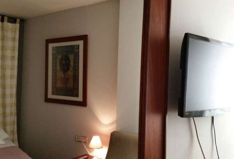 اتاق استاندارد, Hostal Lk Barcelona