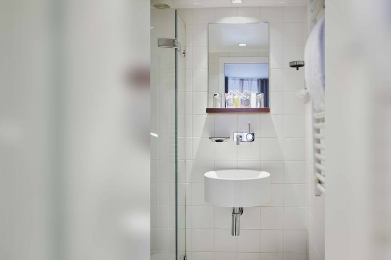 اتاق استاندارد یک نفره, 9hotel Opera