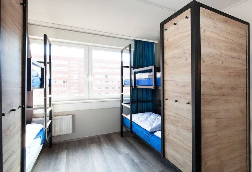 Bed in Shared Room, A&o Berlin Hauptbahnhof