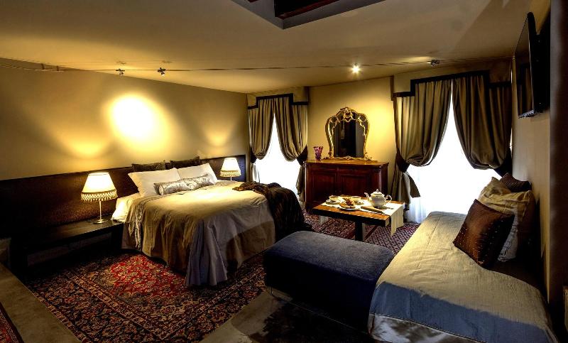 سوییت جونیور سوپریور, Avogaria 5 Rooms