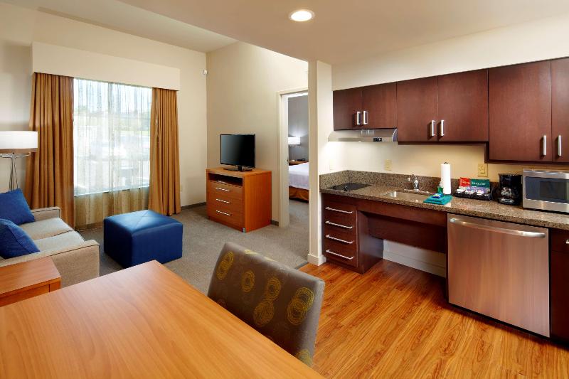 سوییت جونیور, Avogaria 5 Rooms