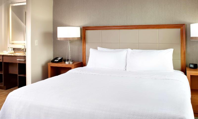 سوییت جونیور, Avogaria 5 Rooms