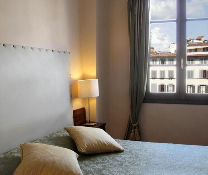 اتاق استاندارد اینتریور, B&b A Florence View