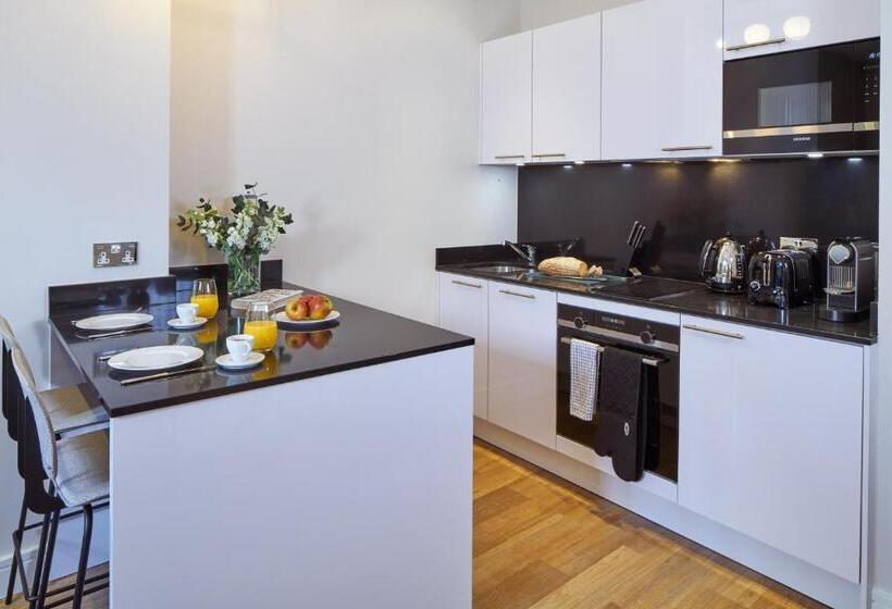 1 Yatak Odalı Daire, Cheval Harrington Court At South Kensington