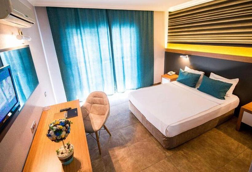 اتاق استاندارد سه نفره, Club Hotel Sunbel