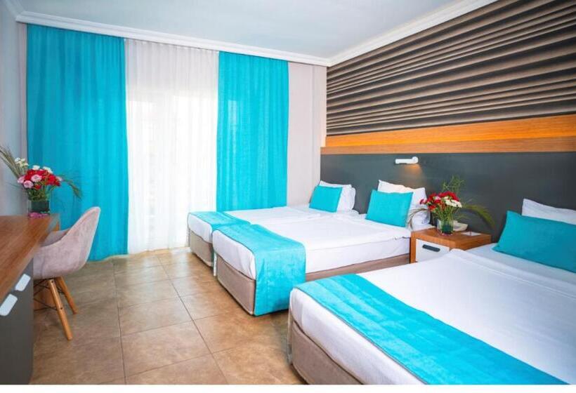 اتاق استاندارد چهار تخته, Club Hotel Sunbel