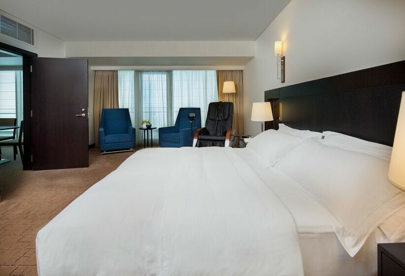 Junior Suite, Dubai International Hotel, Dubai Airport