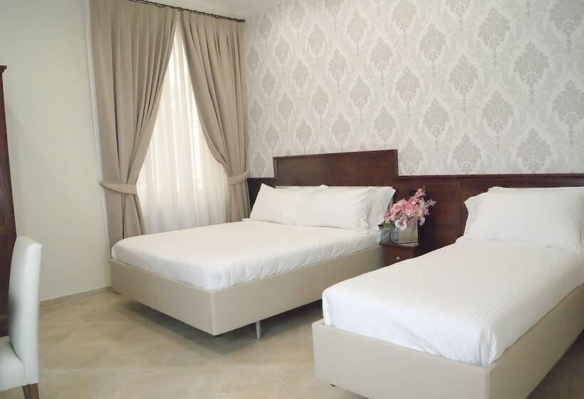 اتاق استاندارد سه نفره, Esposizione Boutique