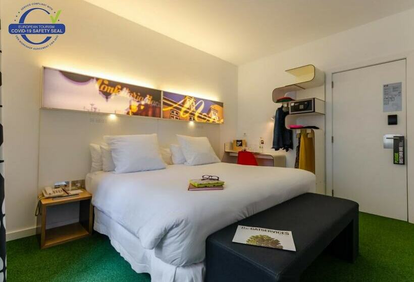 Superior Room, Gat Rossio