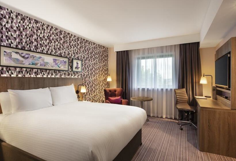 اتاق استاندارد, Leonardo  London Heathrow Airport