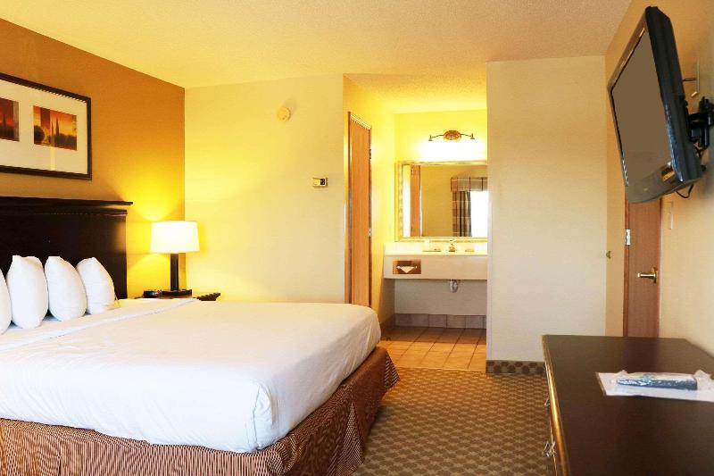 اتاق استاندارد, Leonardo  London Heathrow Airport