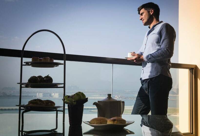 行政房间, Mövenpick Hotel Jumeirah Beach