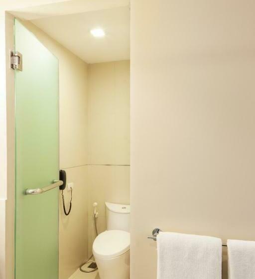 اتاق سوپریور, Solo, Sukhumvit 2, Bangkok   Sha Extra Plus