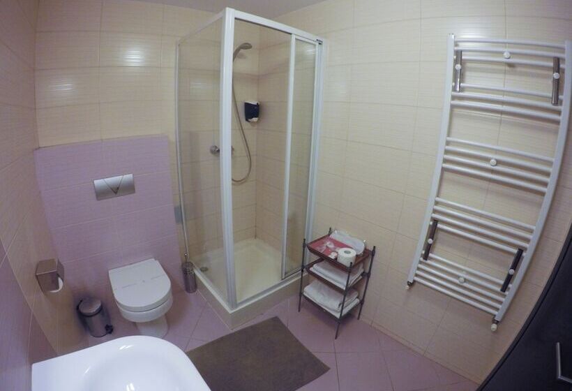 اتاق استاندارد, Volo Hotel