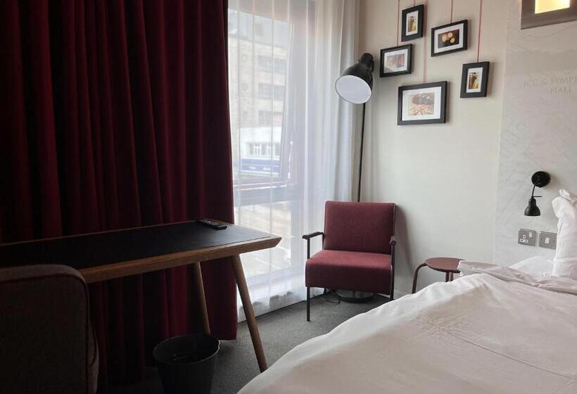 اتاق استاندارد, B&b Hotel Birmingham Centre