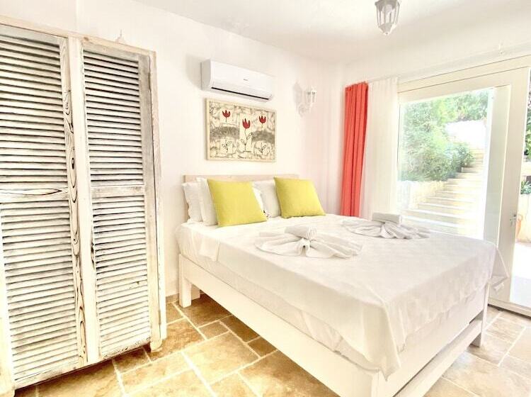 Chambre Standard Vue Jardin, Club Barbarossa  And Villas