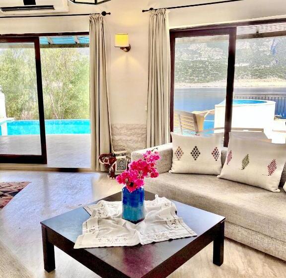 ویلای 1 خوابه, Club Hotel Barbarossa