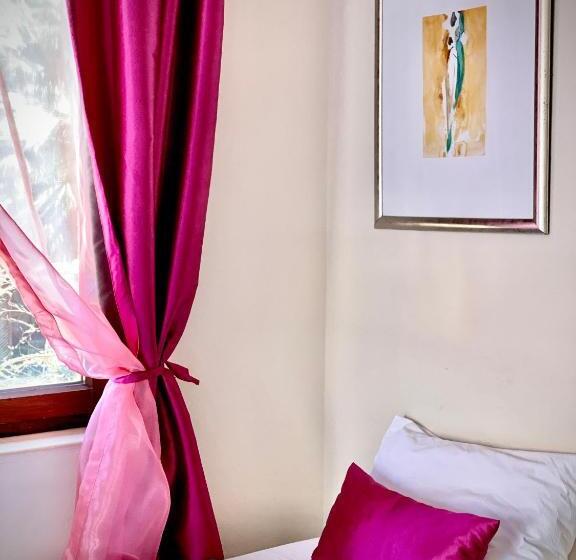 اتاق لوکس, Club Hotel Barbarossa
