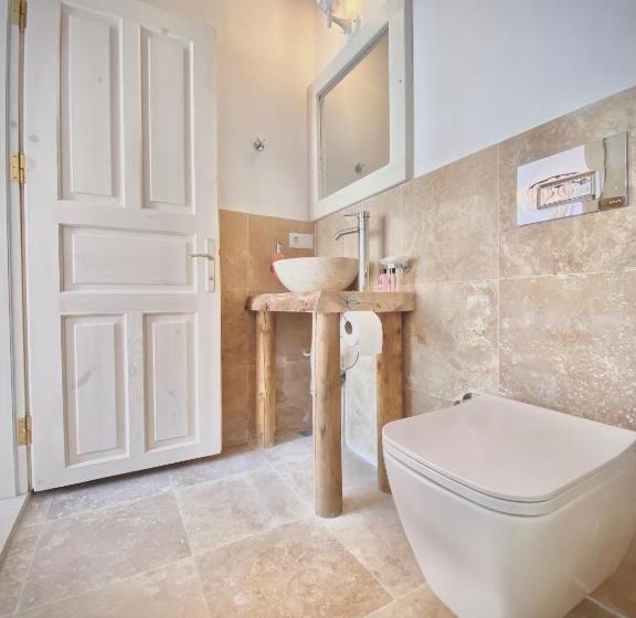 اتاق لوکس, Club Hotel Barbarossa