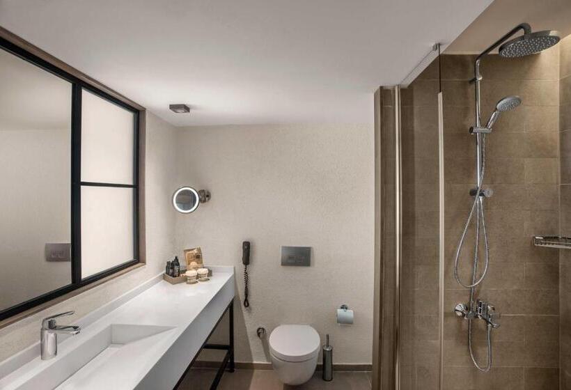 Comfort room with garden view, Club Marvy