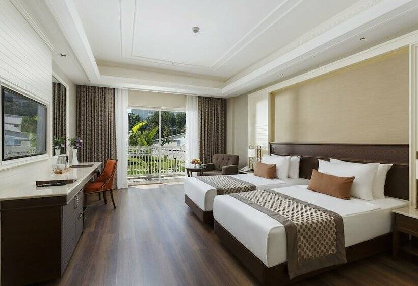 Quarto Familiar Deluxe, Güral Premier Belek   All Inclusive