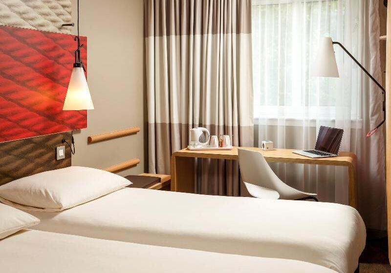 اتاق استاندارد, Ibis Birmingham Airport Terminal Building  Nec