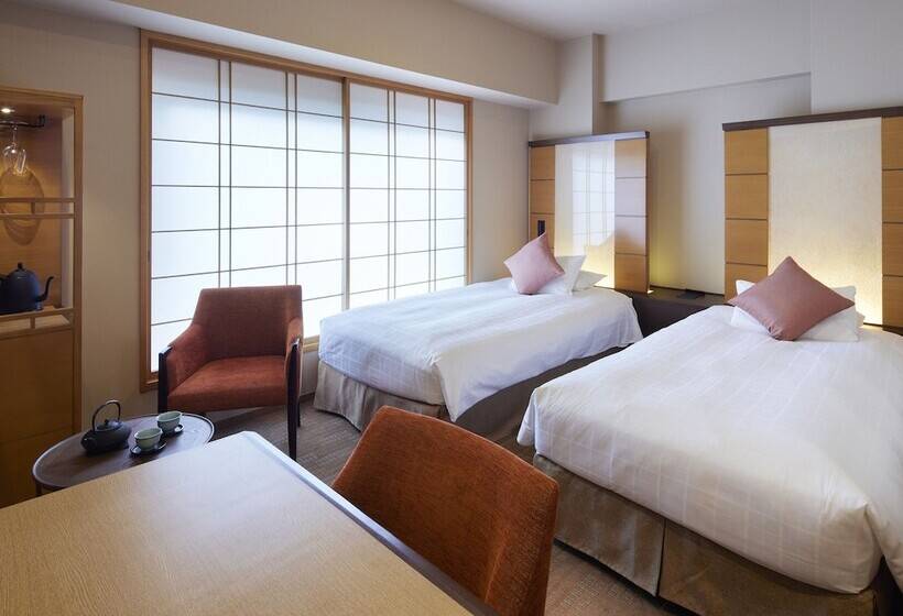 Superior Kamer, Niwa Tokyo