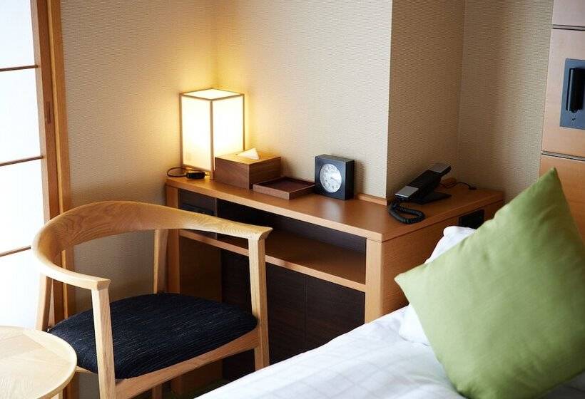 Standard Room, Niwa Tokyo