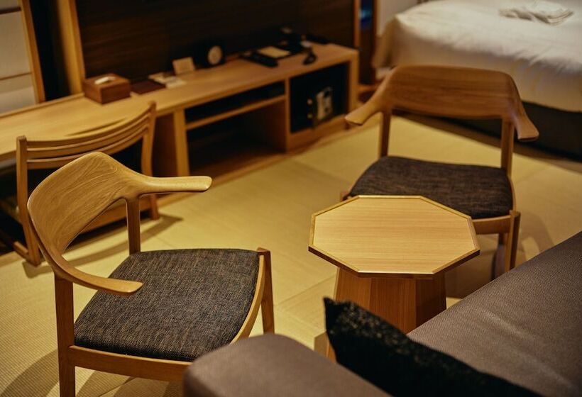 Habitación Estándar, Niwa Tokyo