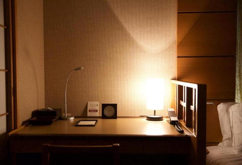 اتاق استاندارد, Niwa Tokyo