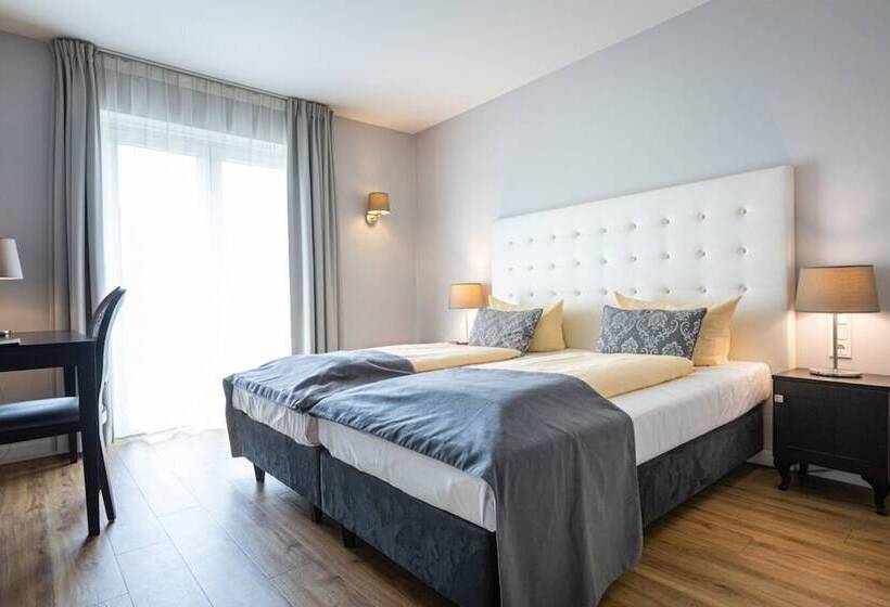 Chambre Standard, Rheinischer Hof Bad Soden