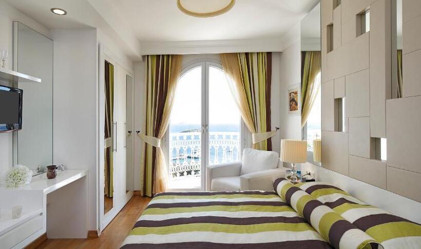 اتاق استاندارد با چشم‌انداز دریا, Sianji Wellbeing Resort