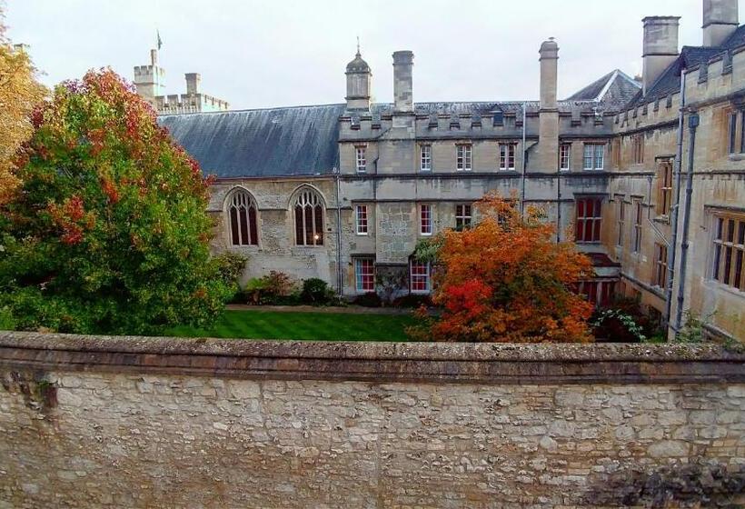 Standard Room, Tower House