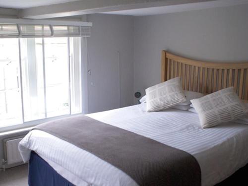 اتاق استاندارد, Tower House Guest House